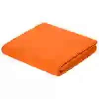 На картинке: Флисовый плед Warm&Peace, оранжевый на белом фоне