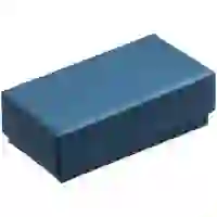 На картинке: Коробка для флешки Minne, синяя на белом фоне