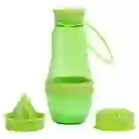 На картинке: Бутылка для воды Amungen, зеленая на белом фоне
