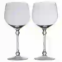 На картинке: Два бокала для вина «Фантазия», с кристаллами на белом фоне