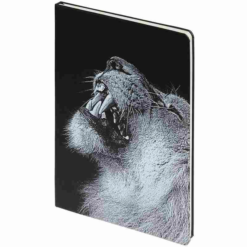 Блокнот Like a Lion, в линейку, черный на белом фоне