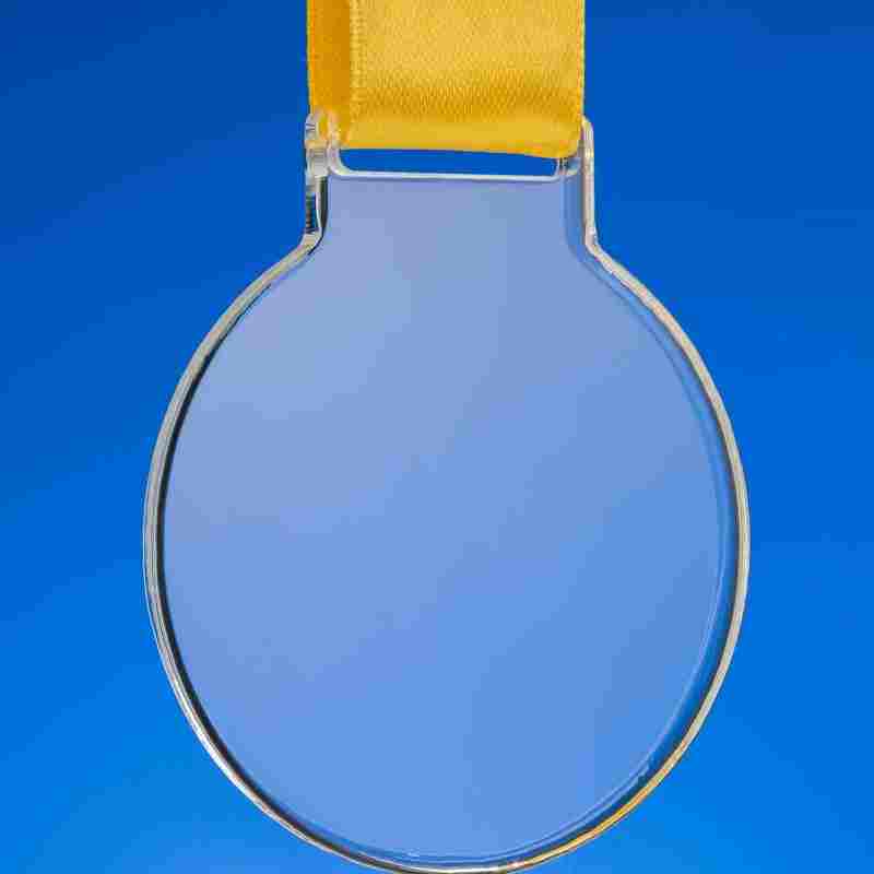 Медаль Perfect Day, с золотистой лентой на белом фоне